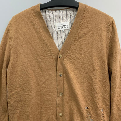 極美品◆メゾン マルジェラ 22AW Vネックカーディガン ダメージ加工 ベージュ メンズ サイズM SI1HA0006 Maison Margiela 【AFB4】