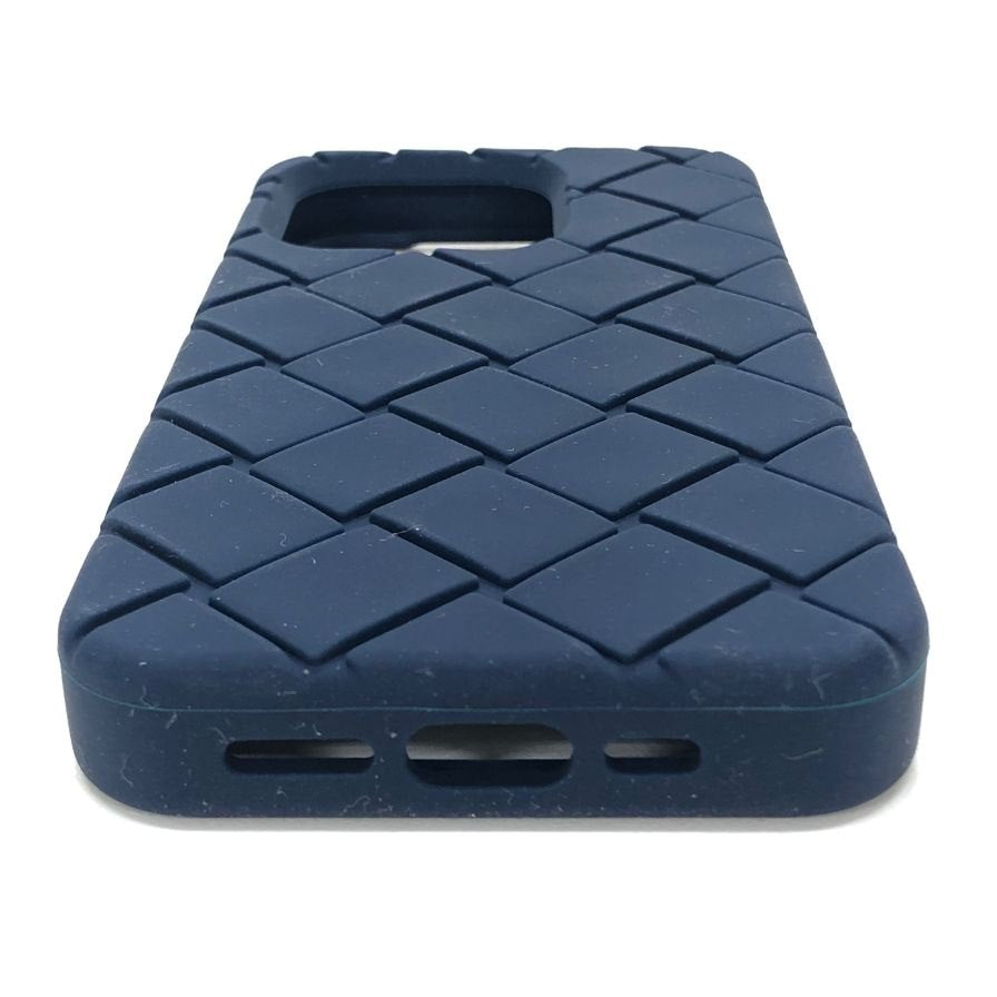 ボッテガヴェネタ iPhoneケース iPhone15Pro ラバー イントレチャート ネイビー系 BOTTEGA VENETA【AFI27】【中古】