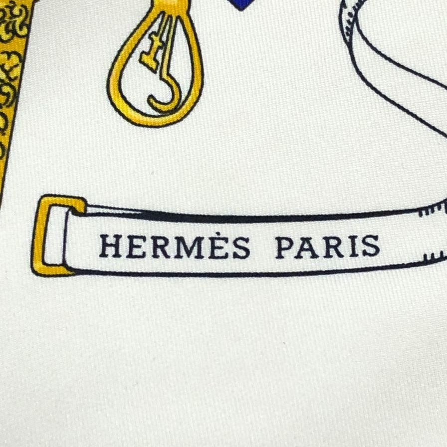 エルメス スカーフ カレ90 お針子さん PETIT MAIN ホワイト系 HERMES【AFI18-2】