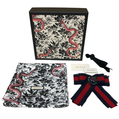 グッチ ピンブローチ リボン シェリーライン ビジュー付き レディース GUCCI