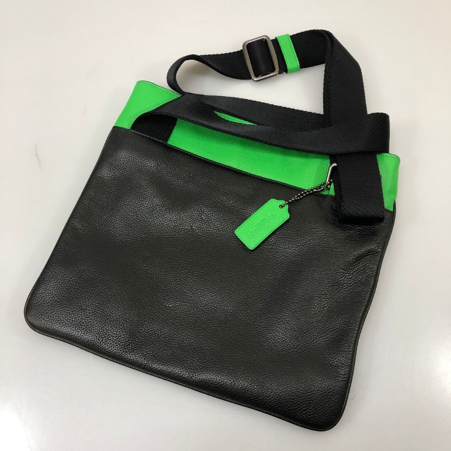 コーチ ショルダーバッグ シボ革 バイカラー ブラック×グリーン メンズ COACH【AFE3】