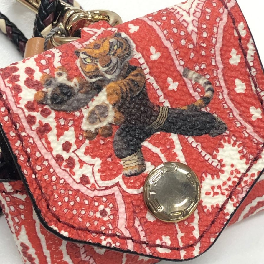 エトロ エアポッズケース カンフーパンダ AirPodsケース レッド系 レザー ETRO【AFI8】【中古】