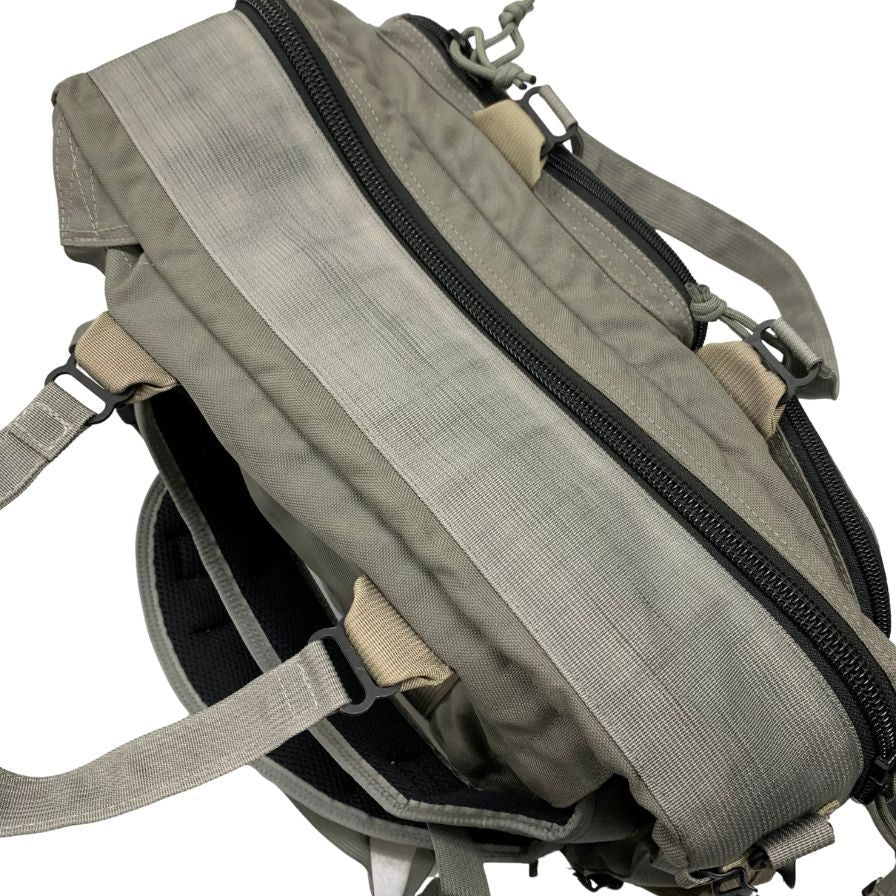 ブリーフィング ビームス＋  3WAY バッグ ショルダ―バッグ ハンドバッグ カーキ  メンズ  BRIEFING × BEAMS PLUS【AFE12】