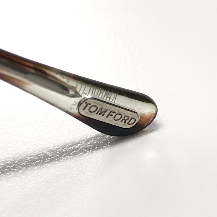 トムフォード アーノルド-02 TF625 -F 50W 56▢20 145*2 サングラス メンズ グリーン系  TOM FORD【AFI16】