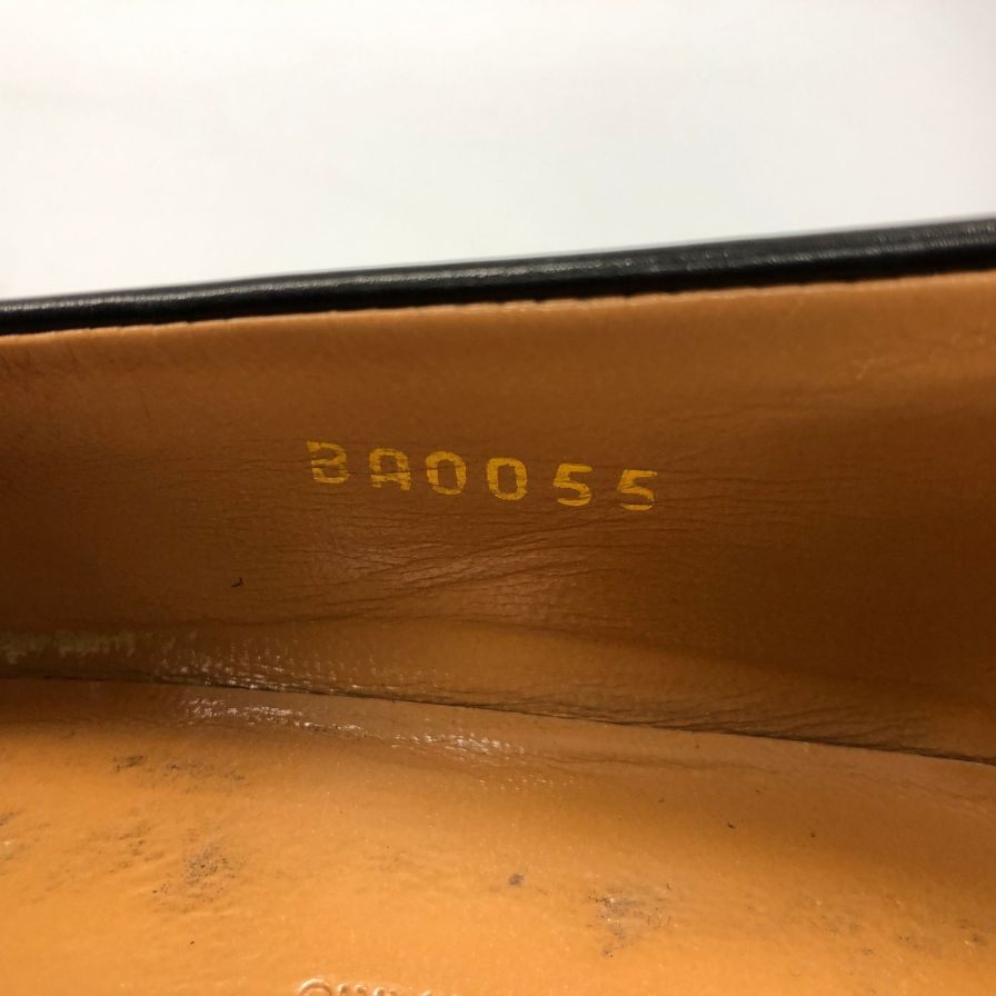 ルイヴィトン タッセルローファー Uチップ レザー キューブ ロゴチャーム メンズ ブラック サイズ7.5 LOUIS VUITTON 約26.0cm【AFC1】