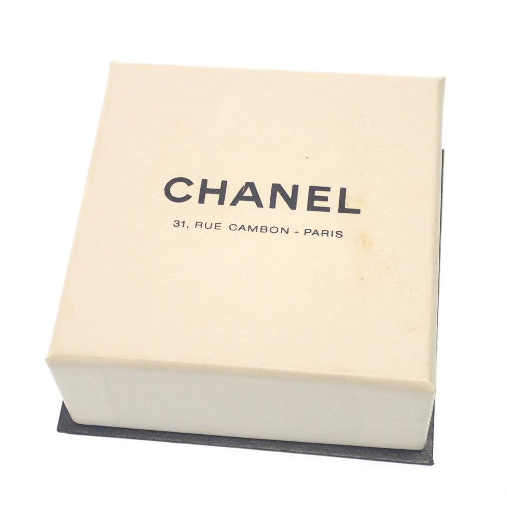 美品◆シャネル イヤリング ココマーク 00T カメリア フラワー クリップ式 ゴールド系 箱付き CHANEL【AFI11】