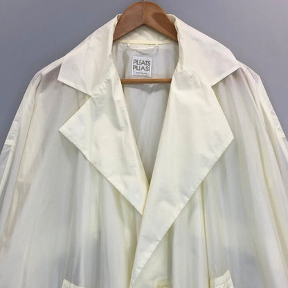 中古◆プリーツプリーズ ウィンドコート ナイロン ホワイト サイズフリー PP11-ZA961 PLEATS PLEASE ISSEY MIYAKE 【AFB19】