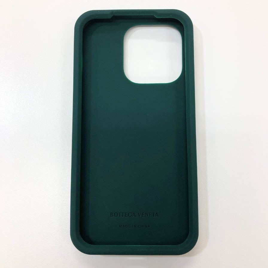 ボッテガヴェネタ iPhoneケース iPhone15Pro ラバー イントレチャート グリーン系 BOTTEGA VENETA【AFI7】【中古】