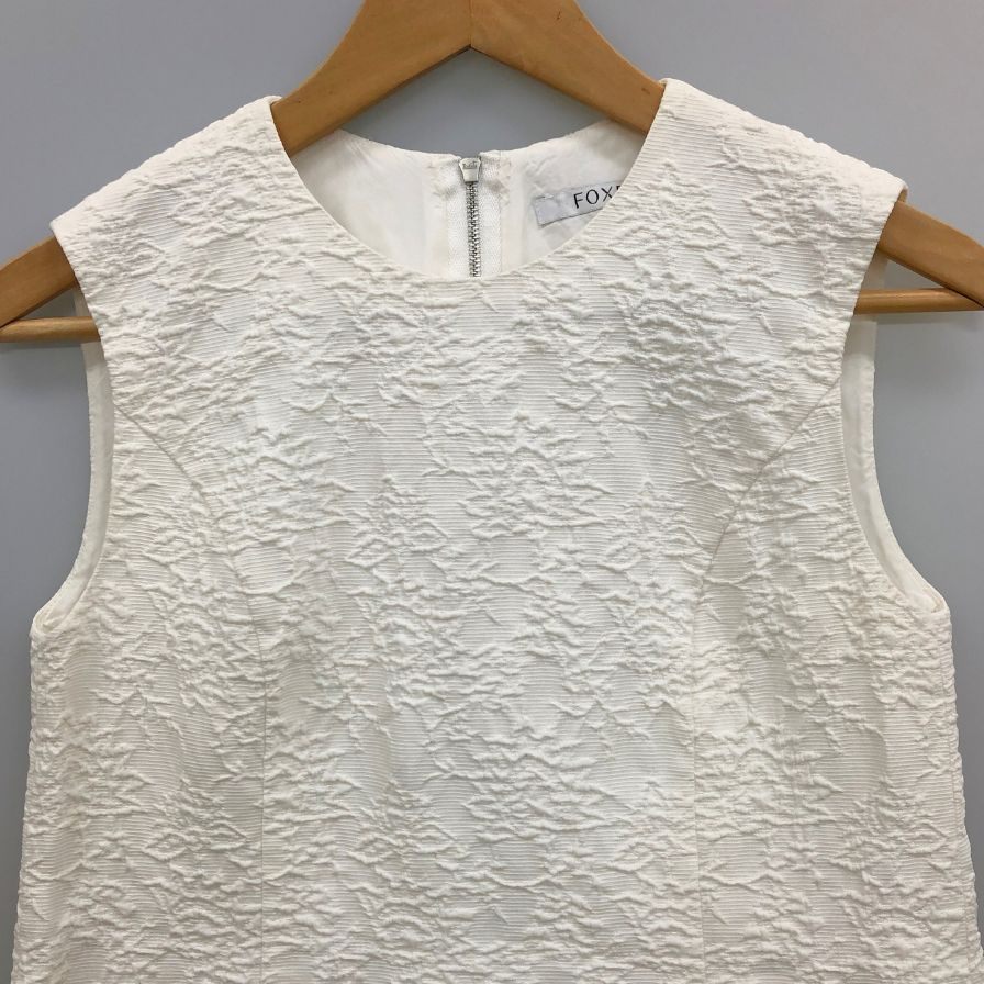 美品◆フォクシー ノースリーブワンピース 33069 レディース サイズ38 ホワイト系 FOXEY 【AFB23】