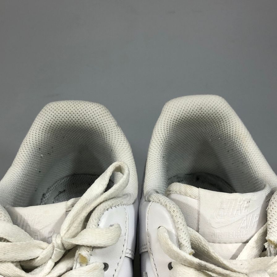ナイキ AIR FORCE 1 '07 DD8959-001 メンズ サイズ27.5cm ホワイト NIKE 約27.5cm【AFC41】
