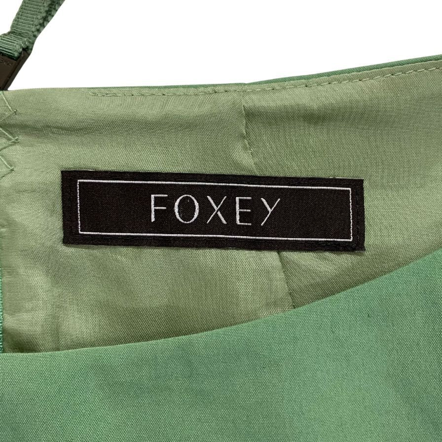 新品同様◆フォクシー ノースリーブワンピース ステッチ入り グリーン レディース サイズ38 41448 FOXEY 【AFB20】