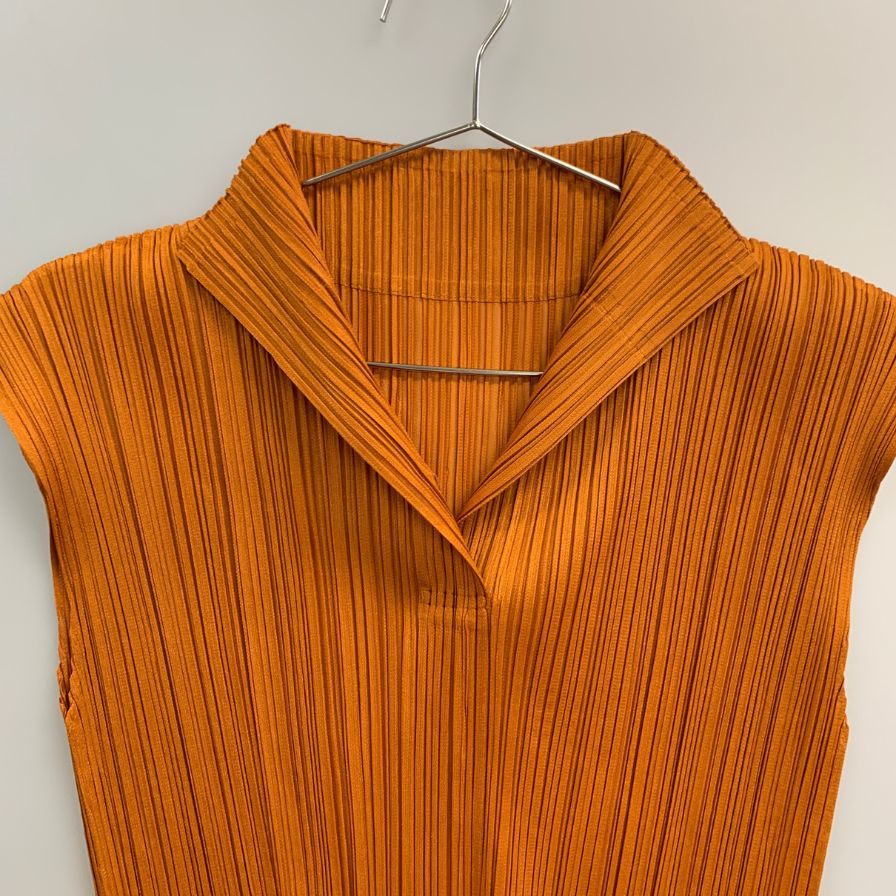 美品◆プリーツプリーズ イッセイミヤケ ハイネック ノースリーブ PP23JK112 キャメル サイズ3 PLEATS PLEASE 【AFB26】
