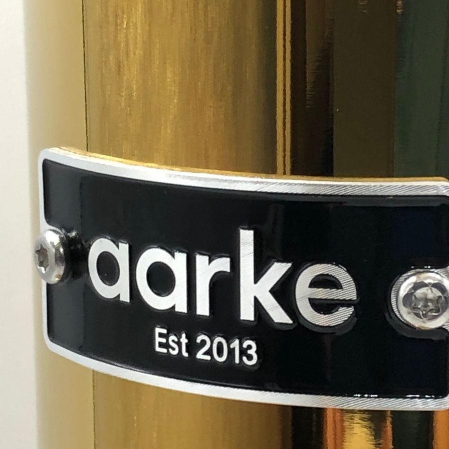 アールケ カーボネーター3 炭酸水メーカー ゴールド aarke carbonator 3【AFI13】【中古】