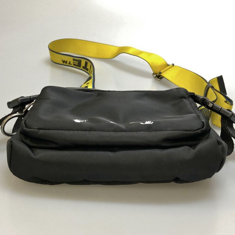 オフホワイト ショルダーバッグ  ナイロン ファスナー メンズ ブラック×イエロー  Off White【AFE6】