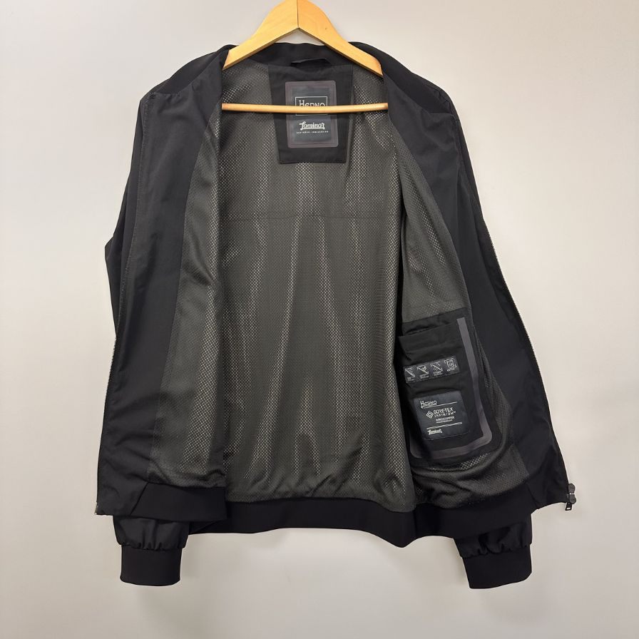 美品◆ヘルノ ラミナー MA-1 ナイロン ボンバージャケット ゴアテックス メンズ ブラック サイズ50 Herno 【AFB34】