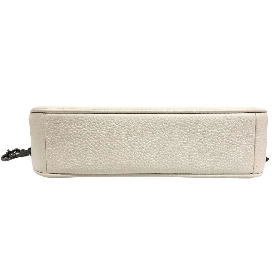 コーチ チェーン ミニ スタッズ ハンドバッグ ポーチ ホワイト COACH【AFE10】