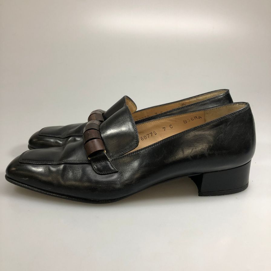 サルバトーレ フェラガモ ウッドビットローファー ブラック レディース サイズ7C Salvatore Ferragamo 約24.0cm【AFC47】