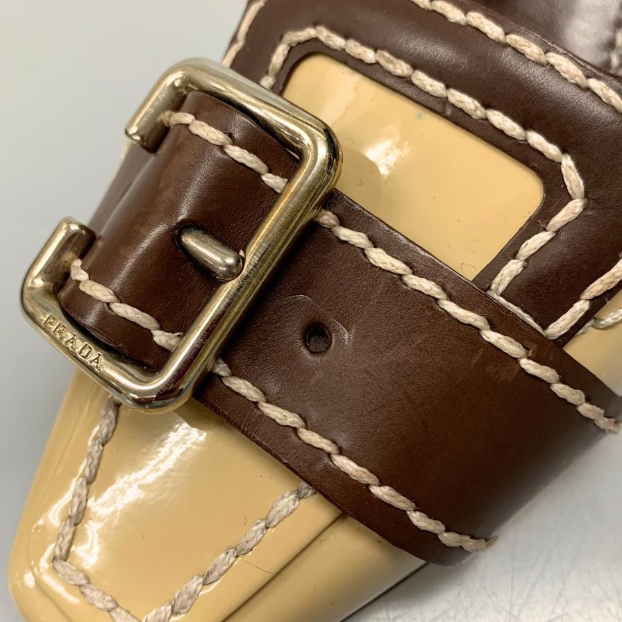 プラダ パンプス ベージュ×茶 36 1/2 PRADA 23.5 プラダ パンプス バックル ベージュ レディース サイズ36 PRADA
