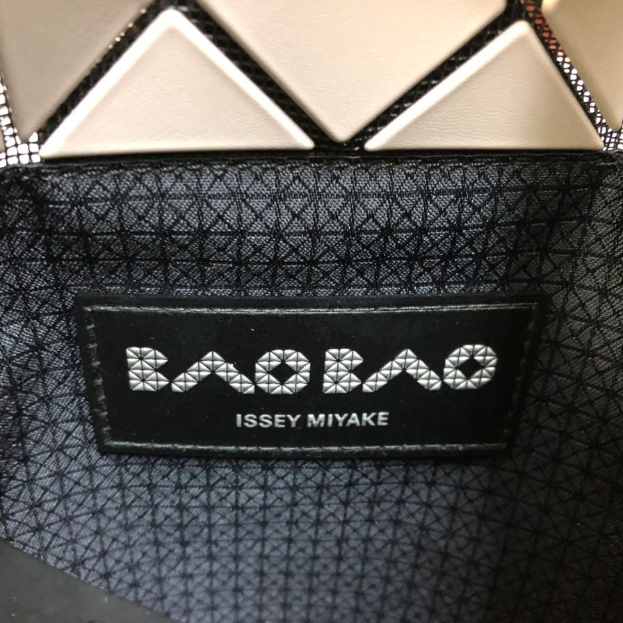 バオバオ イッセイミヤケ ショルダーバッグ BB55-AG026 レディース グレー  BAO BAO ISSEY MIYAKE【AFE6】