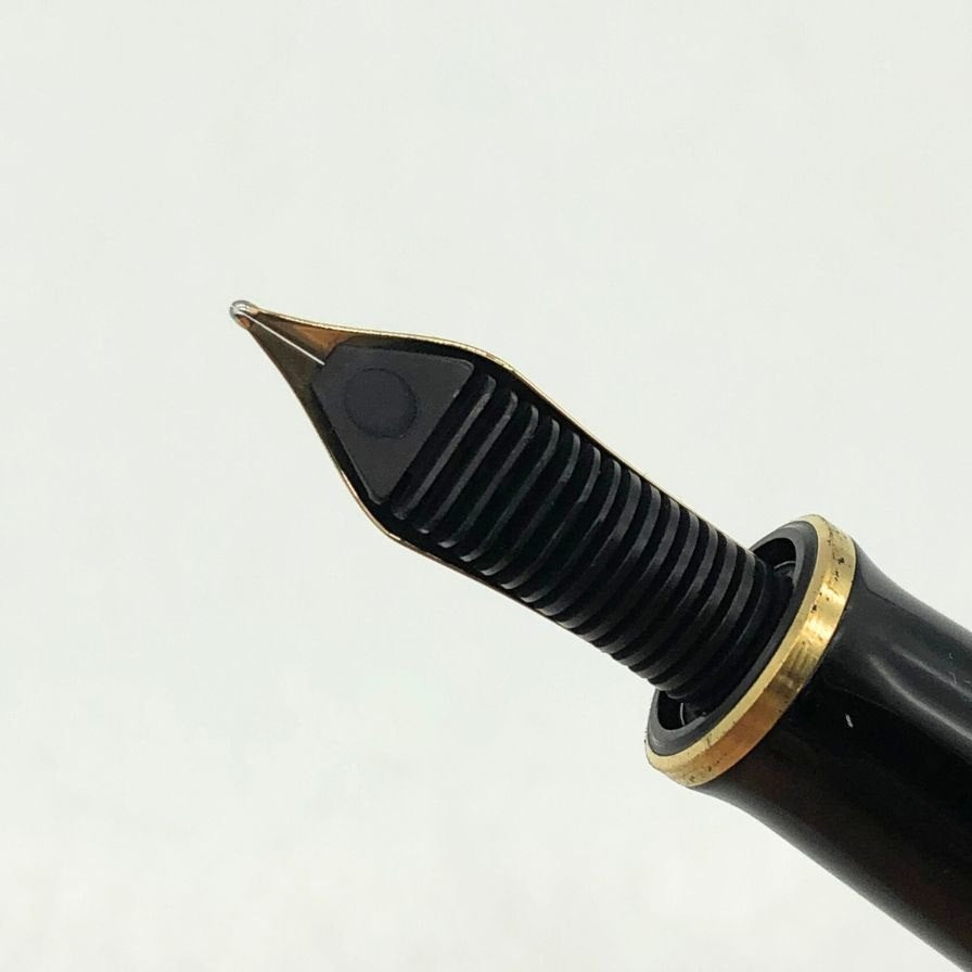 ペリカン 万年筆 14C-585 EF ストライプ  ブラック×ゴールド  PELIKAN【AFI13】