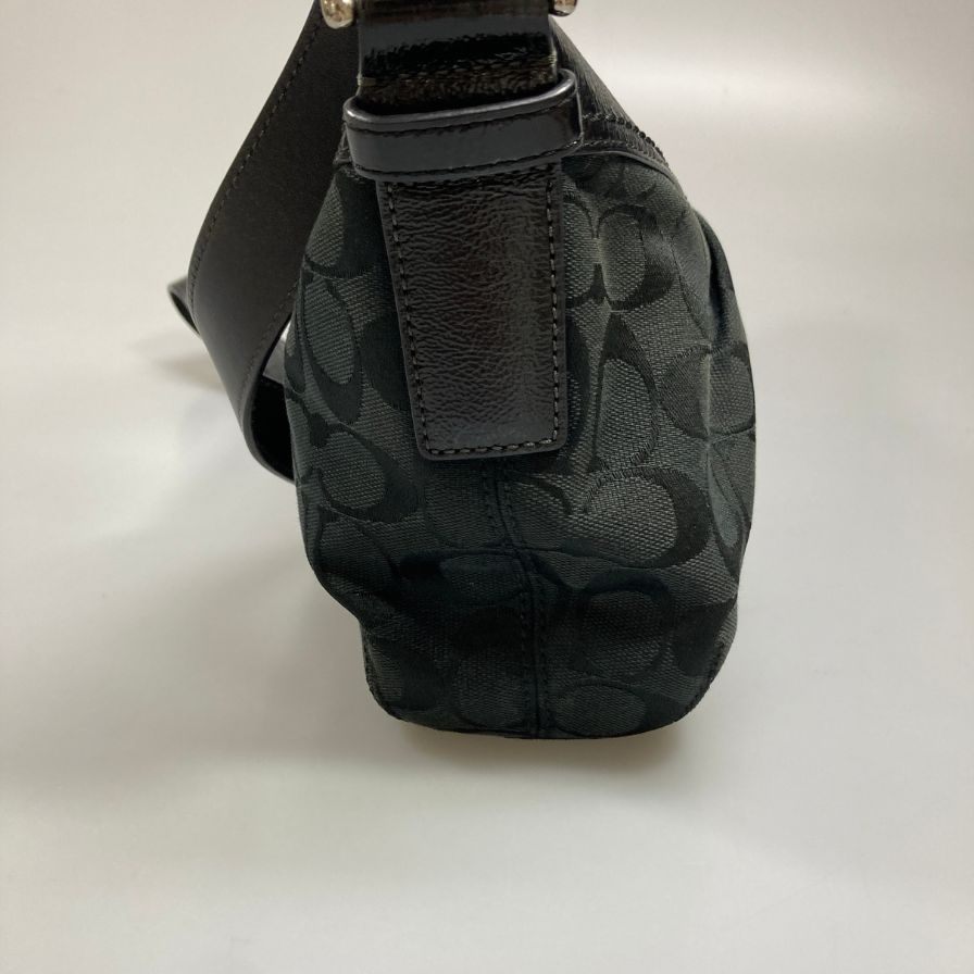 コーチ ハンドバッグ シグネチャー ワンショルダー ロゴ刻印 ガラスレザー レディース ブラック COACH【AFE10】