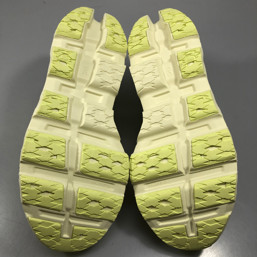 オン ランニングシューズ クラウドモンスター3 ライムライト メンズ サイズ27cm ON【AFC28】【中古】