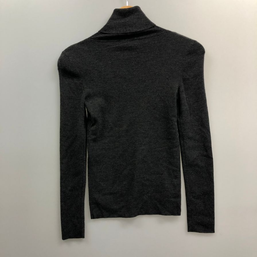 中古◆フォクシ―ニューヨーク ニット 27526 タートルネック ウール 肩パッド付 グレー サイズ38 FOXEY NEWYORK 【AFB10】