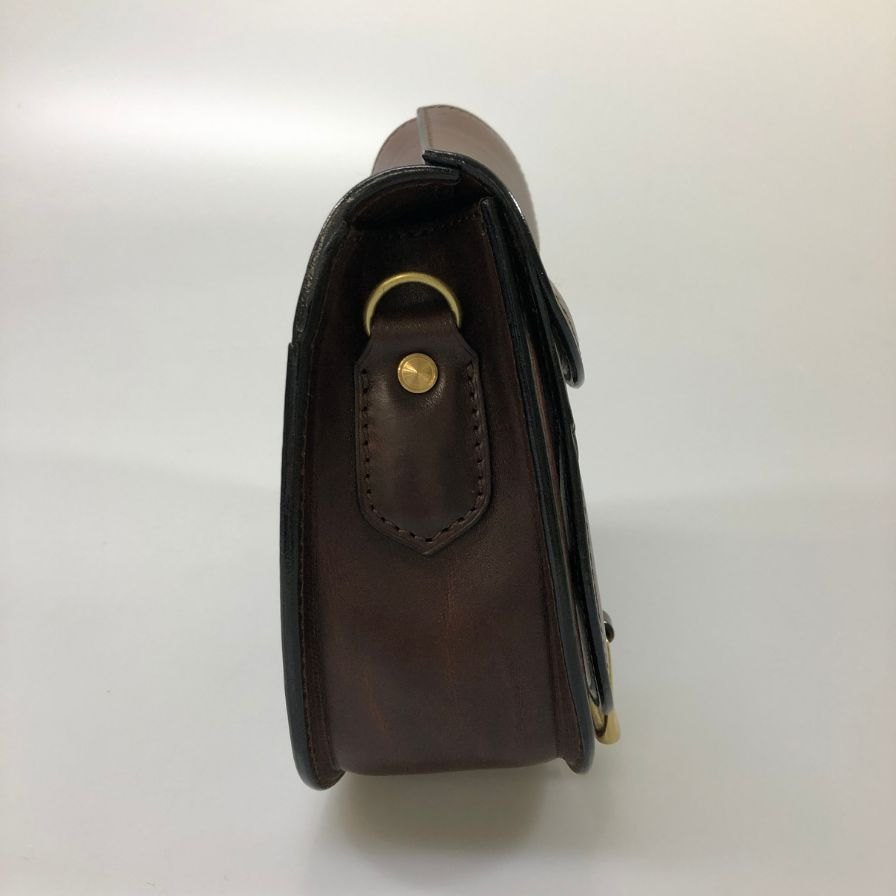 イタガキ ショルダーバッグ サドル型 ドイツレザー ダークブラウン ITAGAKI【AFE9】