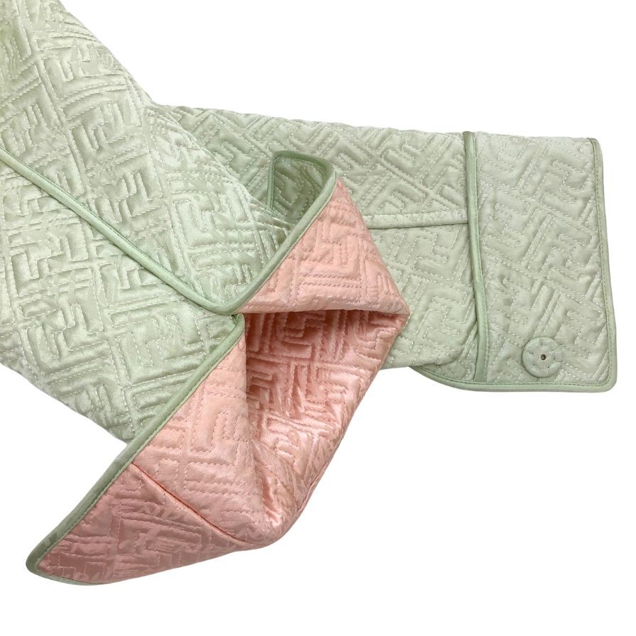 新品同様◆フェンディ 22SS キルティングジャケット FF総柄 グリーン×ピンク レディース サイズ38 FJ7264 FENDI by Kim Jones Hairdo Girls 【AFA19】