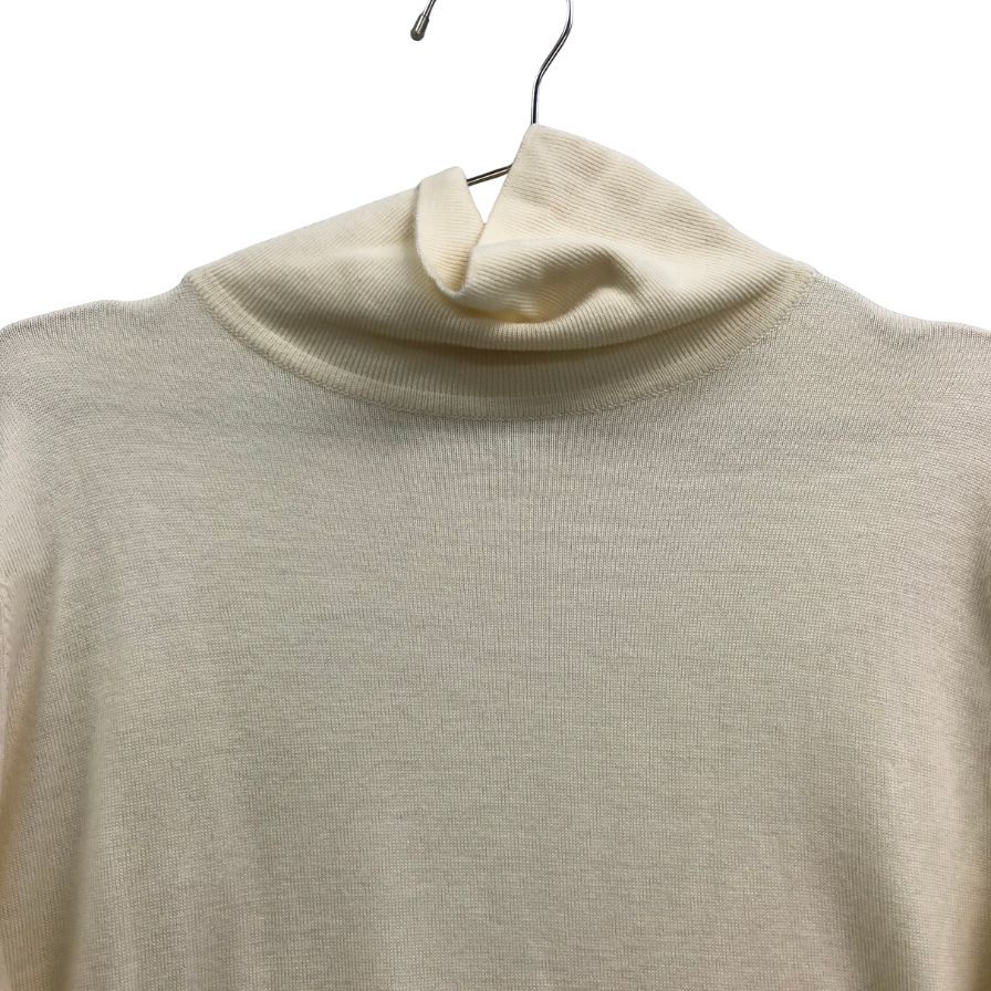美品◆ジョンスメドレー ニットセーター 長袖 タートルネック ウール アイボリー M JOHN SMEDLEY 【AFB3】