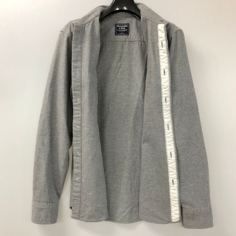 極美品◆アバクロンビー&フィッチ 長袖シャツ コットン グレー メンズ サイズS Abercrombie&Fitch 【AFB5】