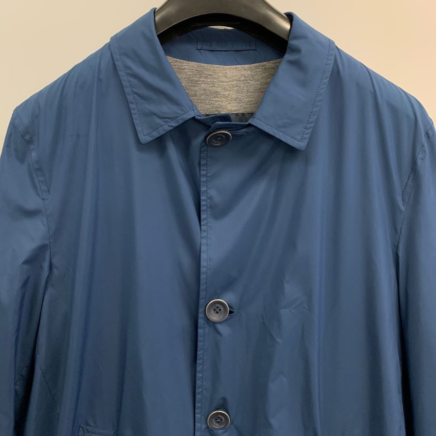 極美品◆ヘルノ フライトシリーズ ステンカラーコート ブルー メンズ サイズ50 HERNO 【AFB35】