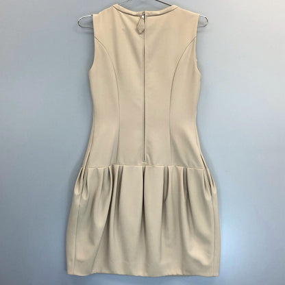 中古◆デイジー リン フォクシー コクーン タック ワンピース ノースリーブ 32109 レディース サイズ38 ベージュ DAISY LIN for FOXEY 【AFB13】