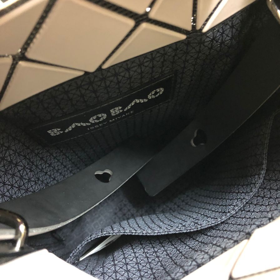 バオバオ イッセイミヤケ ショルダーバッグ BB55-AG026 レディース グレー  BAO BAO ISSEY MIYAKE【AFE6】