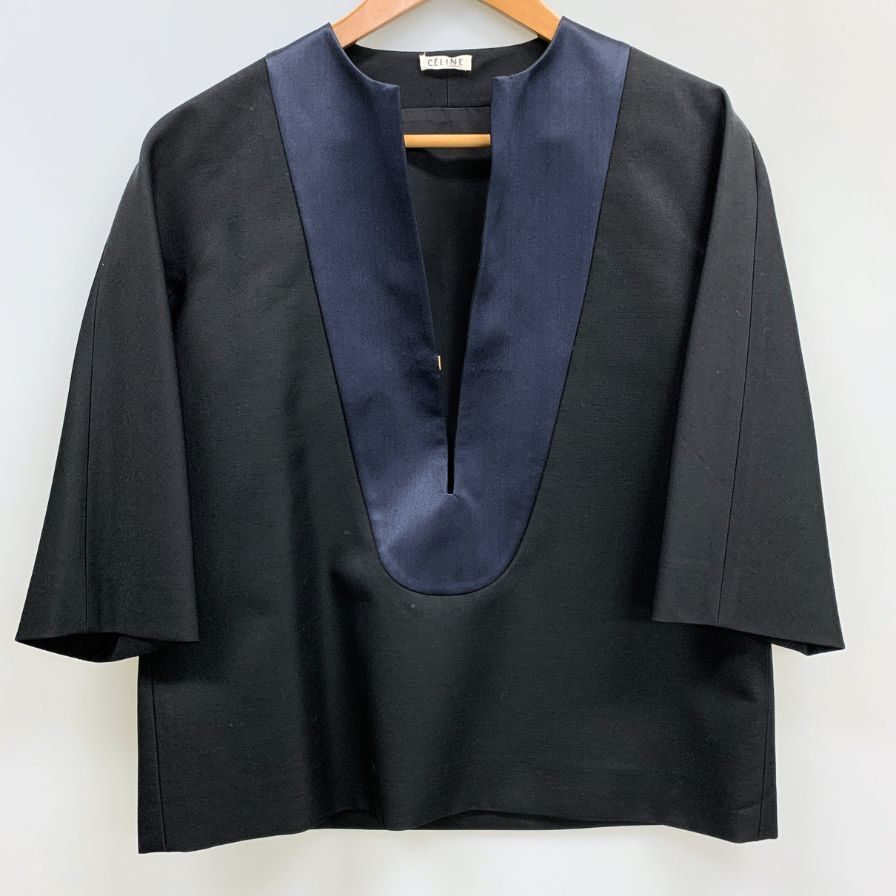 美品◆セリーヌ プルオーバー トップス 胸元ゴールドフック 国内正規品 MODELE DEPOSE 0C54 2602 レディース サイズ36 ブラック CELINE 【AFB27】