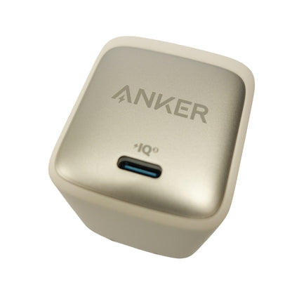 美品◆アンカー ナノⅡ 充電器 バッテリー ホワイト 65W A2663 Anker Nano Ⅱ【AFI8】