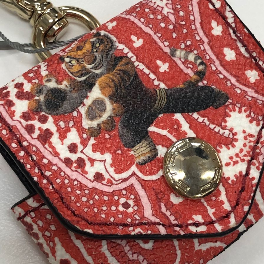 エトロ エアポッズケース カンフーパンダ AirPodsケース レッド系 レザー ETRO【AFI16】【中古】