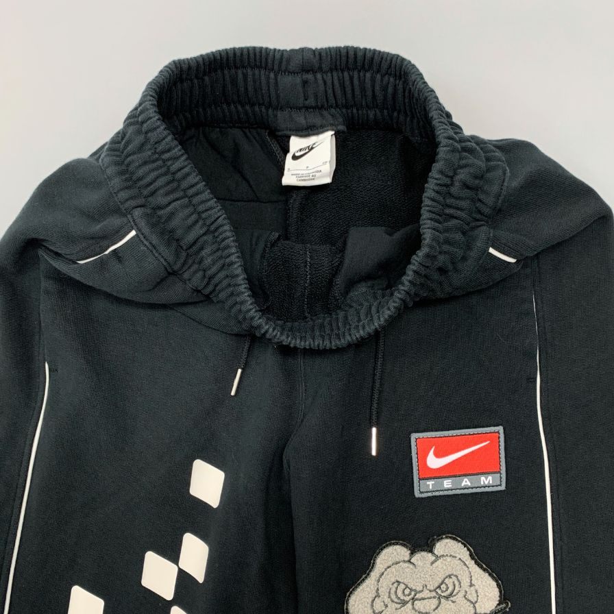 ブラック Shoe Dog NIKEトレーナー スウェット新品XL NIKE Shoe Dog トレーナー ジョガーパンツ スウェット ブラックL