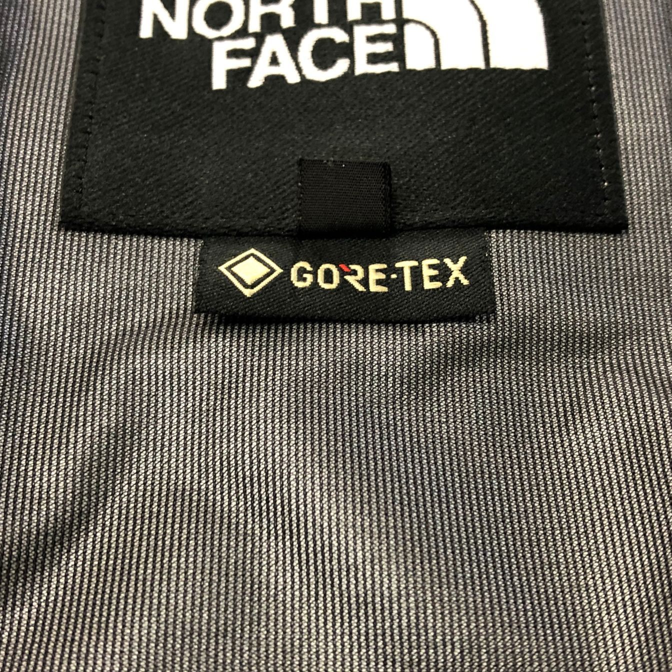 新品同様◆ザ ノース フェイス NP12601  フューチャーライトドリズルジャケット クレイグレー メンズ サイズM THE NORTH FACE 【AFA22】