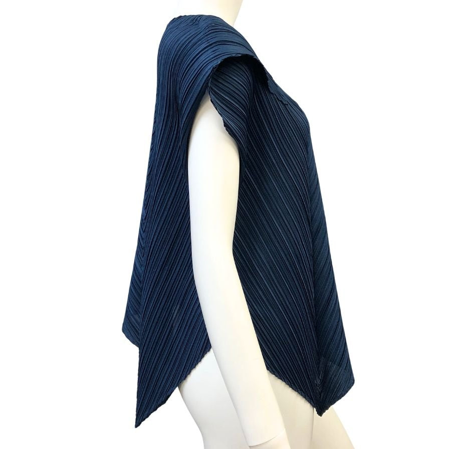 美品◆プリーツプリーズ トップス  フレア PP51JK461 ポリエステル  ネイビー  PLEATS PLEASE 【AFB29】