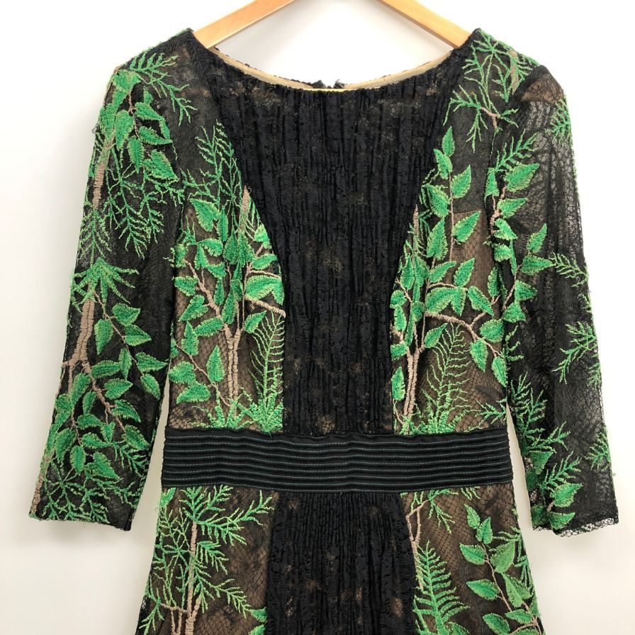 極美品◆タダシショージ ドレス レーヨン 葉っぱ柄 刺繍  レース レディース ブラック サイズ2 総柄 TADASHI SHOJI 【AFB4】