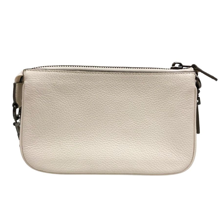 コーチ チェーン ミニ スタッズ ハンドバッグ ポーチ ホワイト COACH【AFE10】