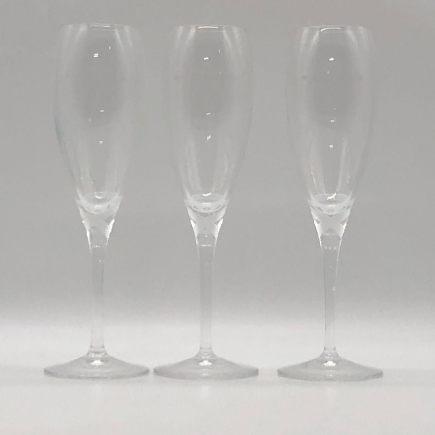 モエシャンドン  シャンパングラス 3脚セット MOET&CHANDON【AFI26】【中古】