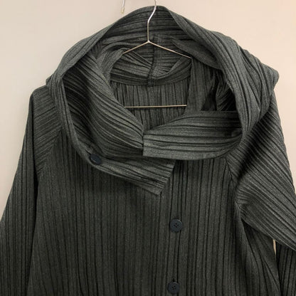 美品◆プリーツプリーズ イッセイミヤケ フード ロング コート PP33-JA671 グレー サイズ4 PLEATS PLEASE 【AFB43】