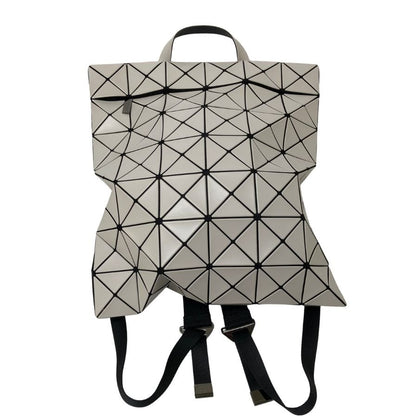 バオバオ イッセイミヤケ フラットパック リュックサック BB81-AG691 ホワイト ブラック BAO BAO ISSEY MIYAKE【AFE3】