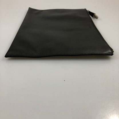 プラダ サフィアーノ レザー 薄型 クラッチ バッグ ブラック PRADA【AFE8】