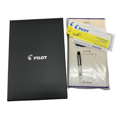 美品◆パイロット 万年筆 ペン先14K 585 15 B ブラック PILOT【AFI18】