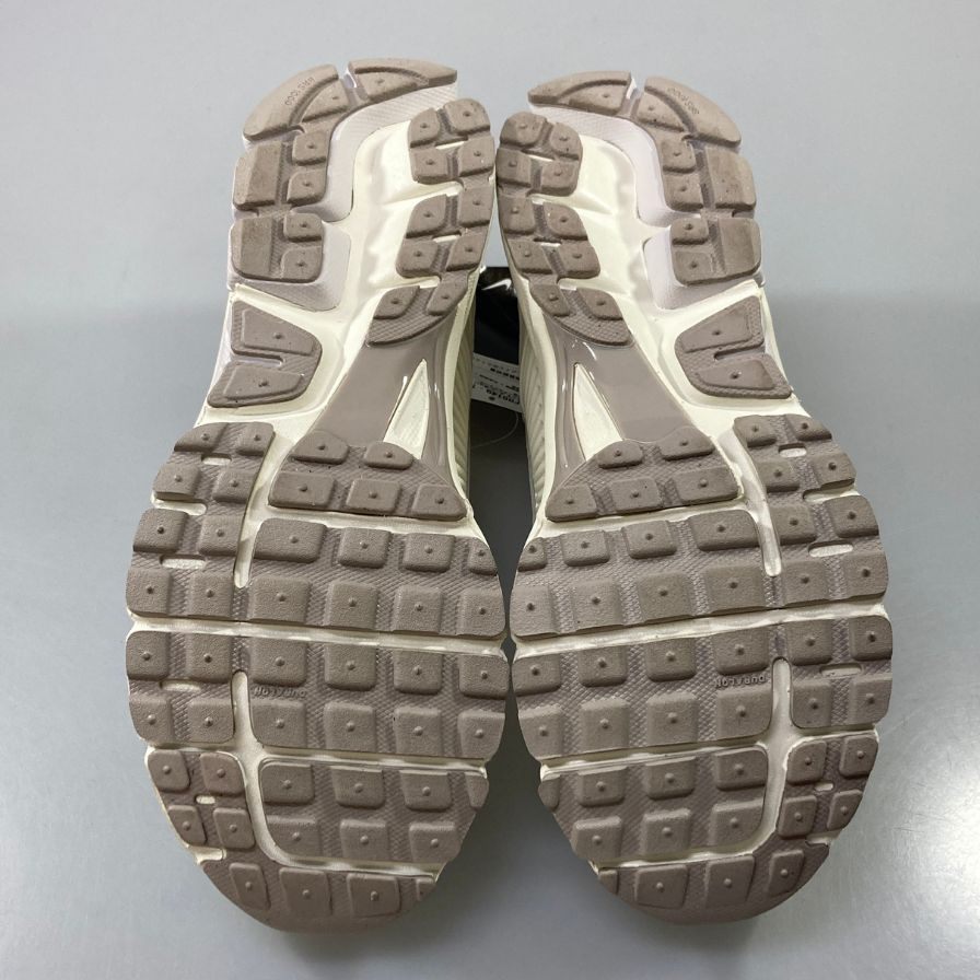 ナイキ FB9149-103 ズーム ボメロ 5 スニーカー ホワイト US10/28㎝ NIKE ZOOM VOMERO 5 約28.0cm【AFD13】