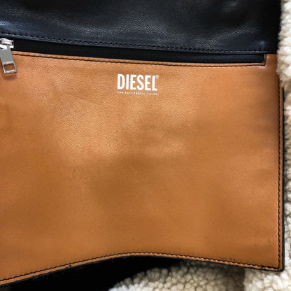 ディーゼル ボア トートバッグ ロゴシャーム付 ユニセックス ブラウン DIESEL【AFE9】