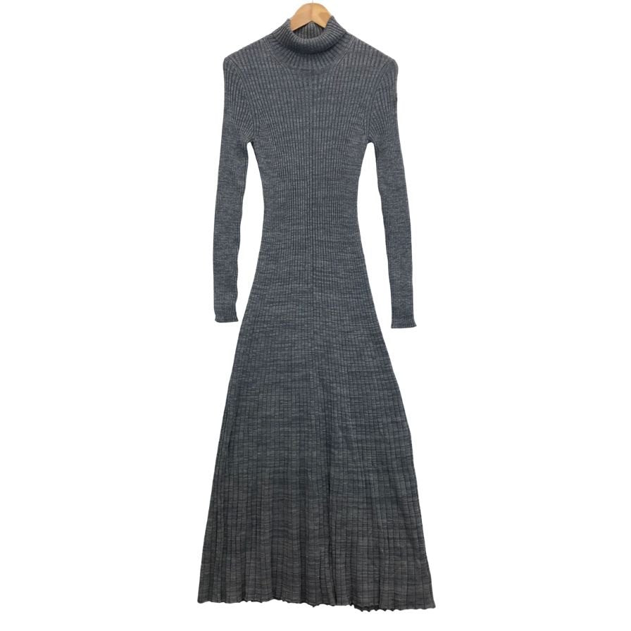 極美品◆モンクレール 24AW ニットワンピース ABITO TRICOT グレー レディース サイズS J20939L00008 MONCLER 【AFB9】